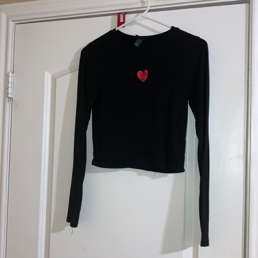 CROP TOP SALE!! 7 BUCKS A PIECE!